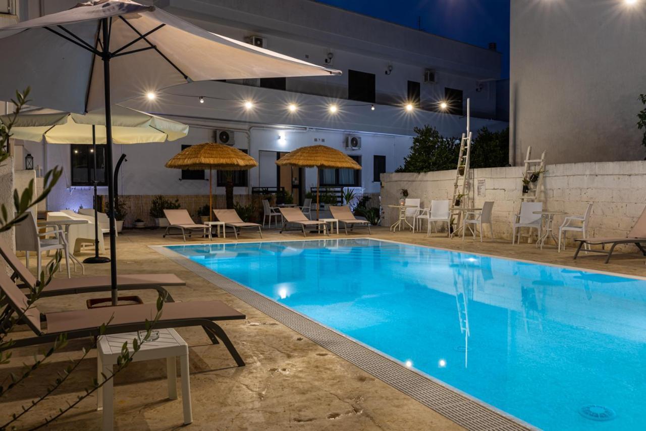 La Gemma Del Salento Rooms&Apartments Racale Exterior foto
