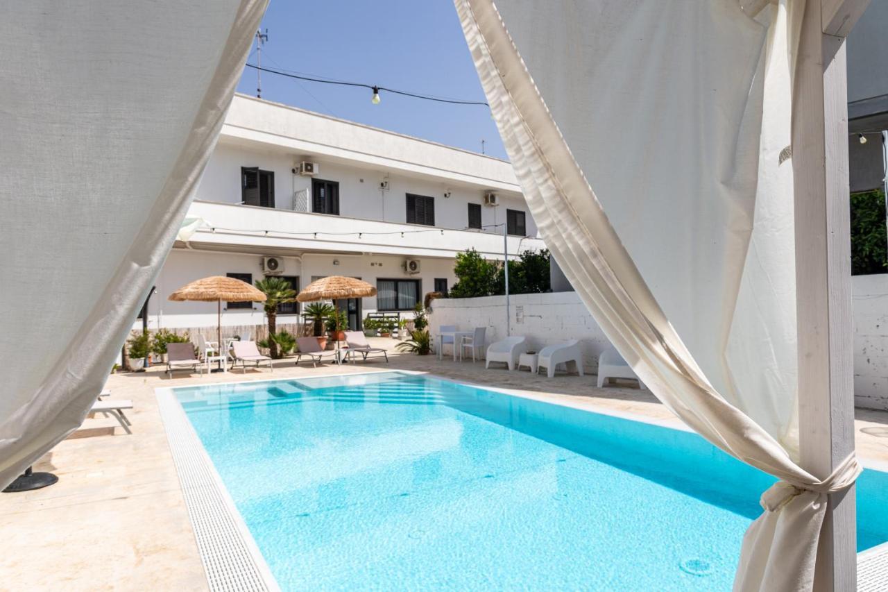 La Gemma Del Salento Rooms&Apartments Racale Exterior foto
